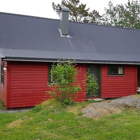 Teigen Leirstad, Feriehus Og Hytter Eikefjord Bagian luar foto